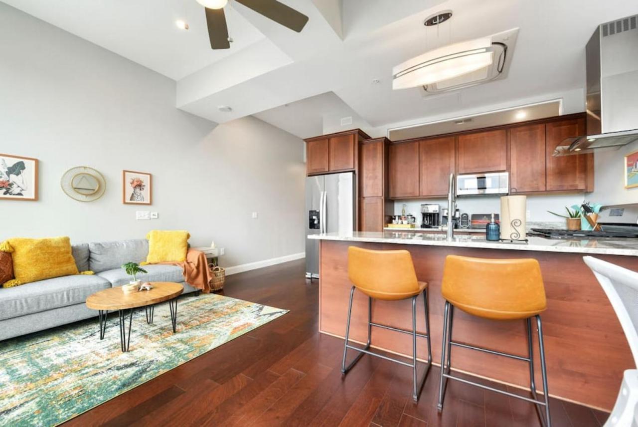Hostwise Stays - The Washington At Chatham - Free Parking, Private Gym, More! ピッツバーグ エクステリア 写真