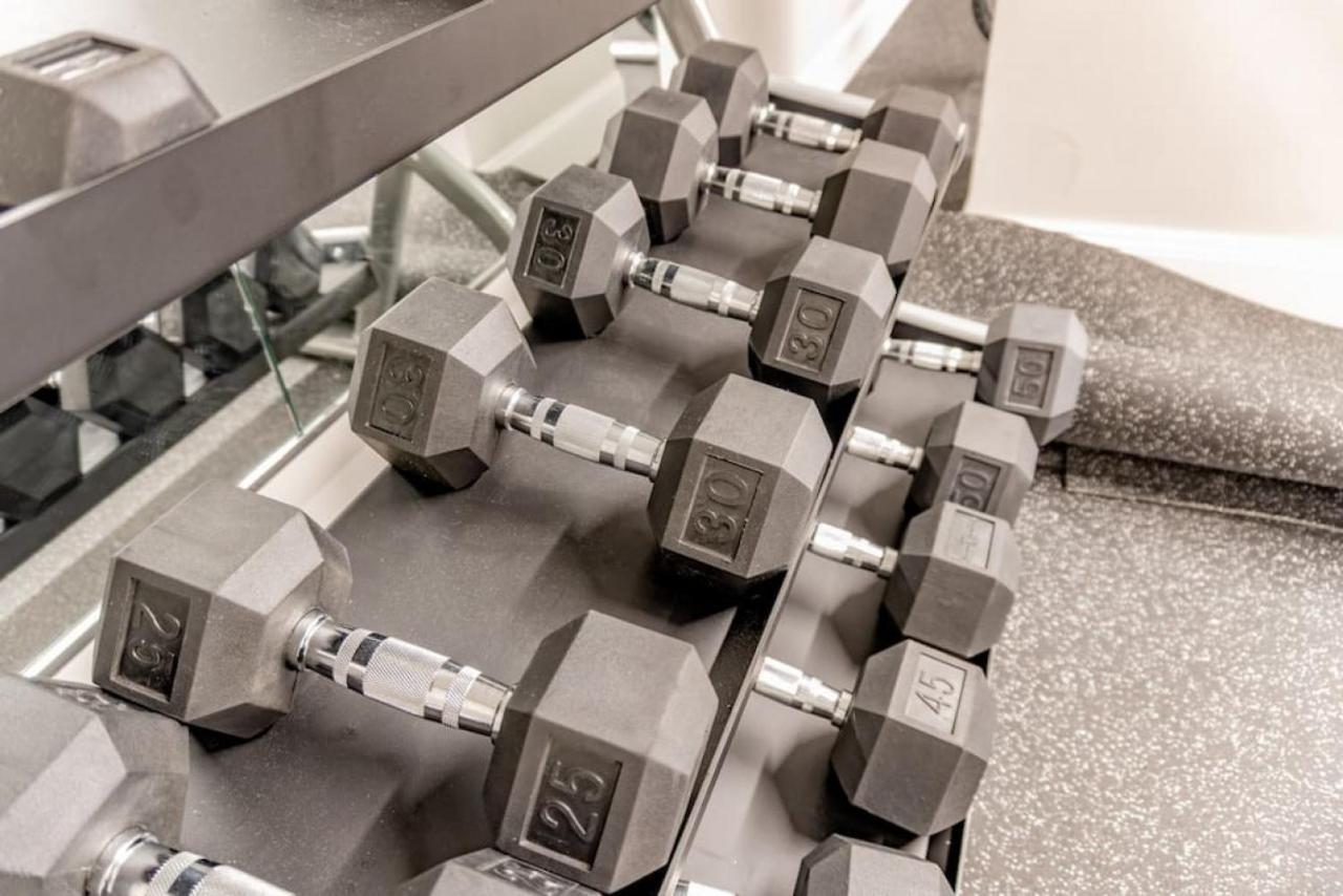 Hostwise Stays - The Washington At Chatham - Free Parking, Private Gym, More! ピッツバーグ エクステリア 写真